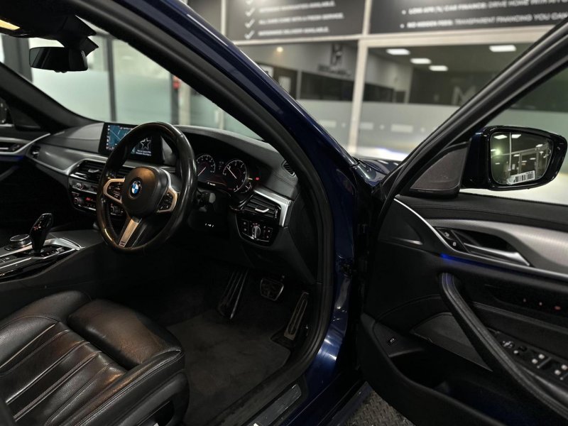 BMW 5 SERIES