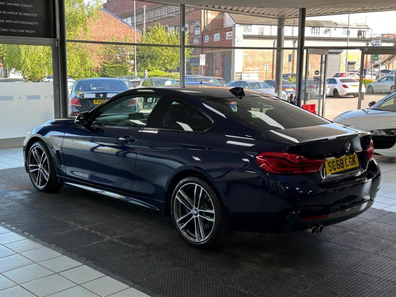 BMW 4 SERIES