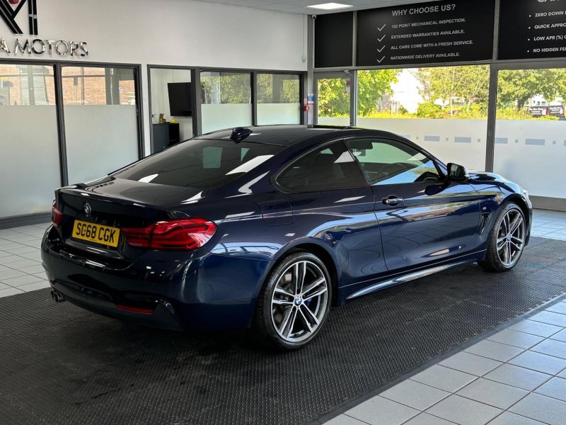 BMW 4 SERIES