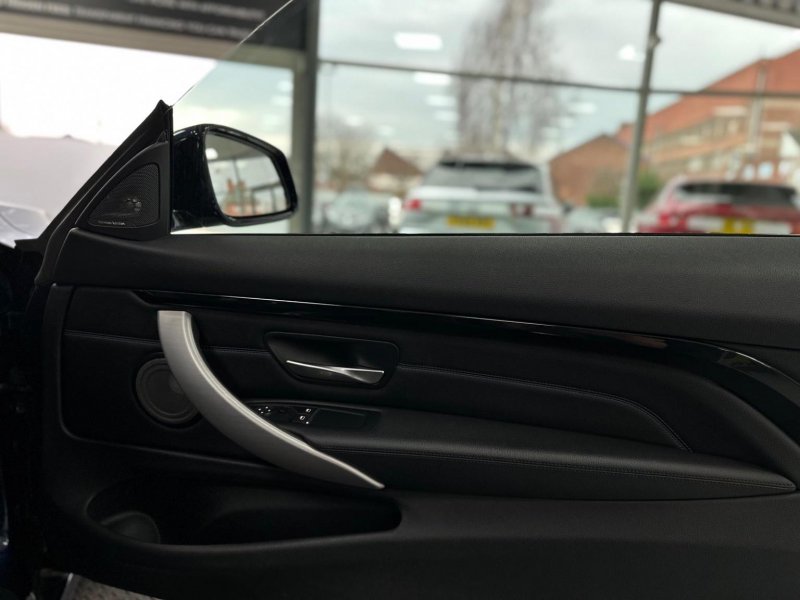 BMW 4 SERIES