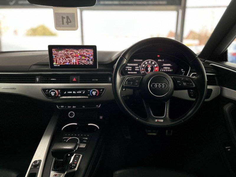 AUDI S5