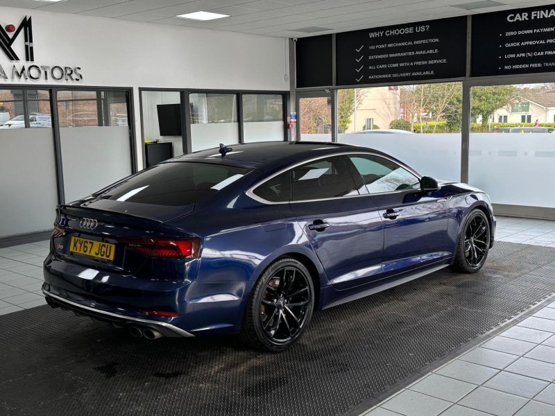 AUDI S5