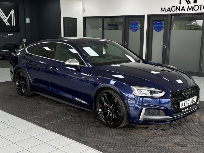 AUDI S5
