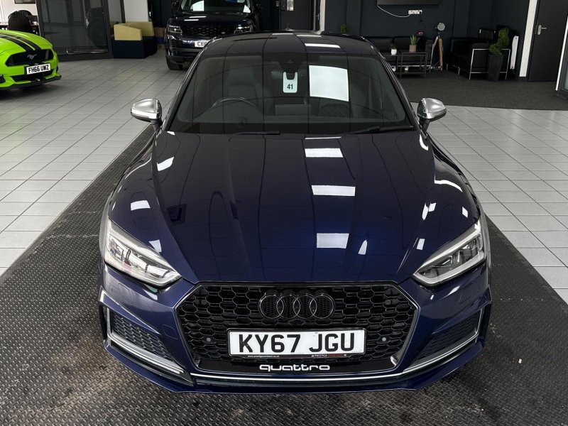 AUDI S5