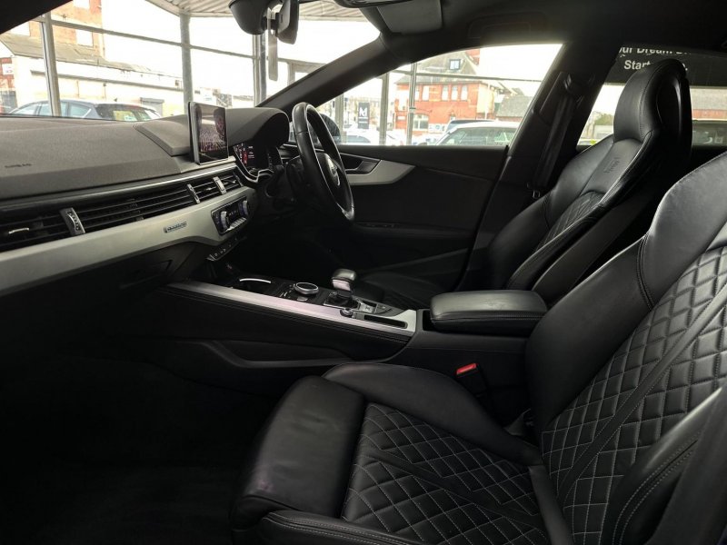 AUDI S5