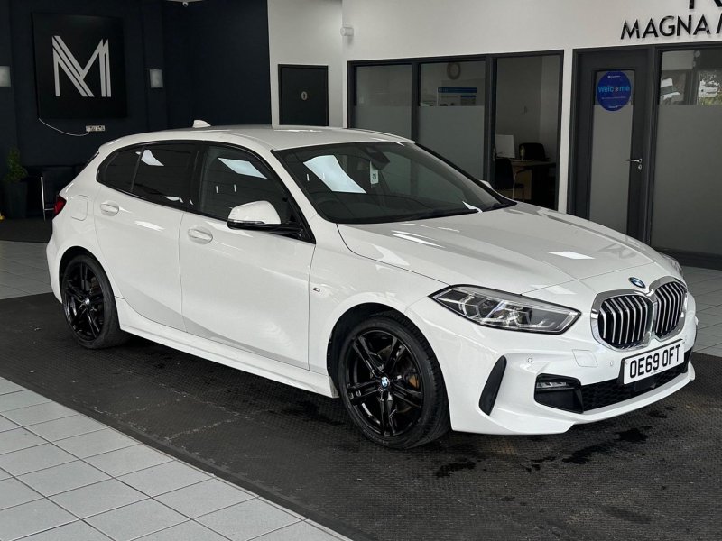 BMW 1 SERIES