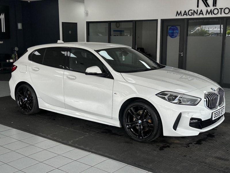 BMW 1 SERIES