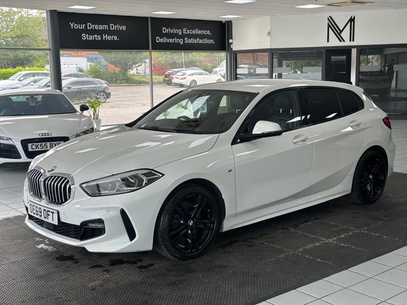 BMW 1 SERIES