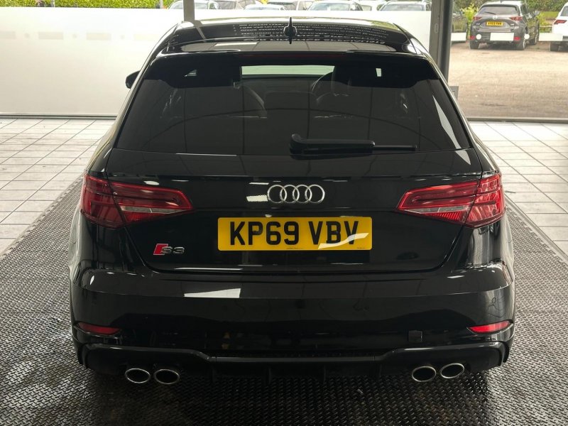 AUDI S3