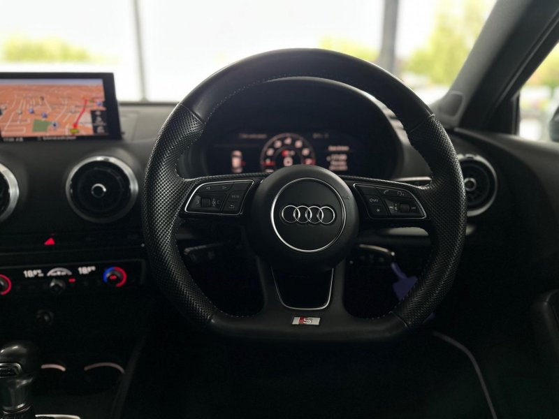 AUDI S3