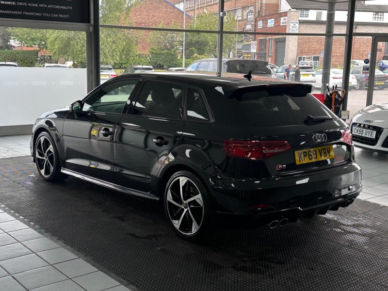 AUDI S3