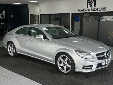 MERCEDES-BENZ